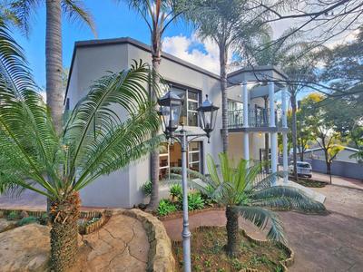 House For Rent in Waterkloof Ridge, Pretoria