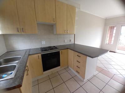Apartment / Flat For Rent in Equestria, Pretoria