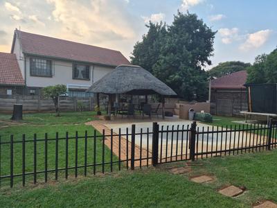 House For Sale in Chantelle, Akasia