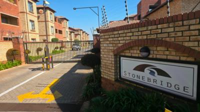 Apartment / Flat For Rent in Randpark Ridge, Randburg
