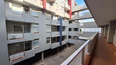 Apartment / Flat For Rent in Hillcrest, Pretoria