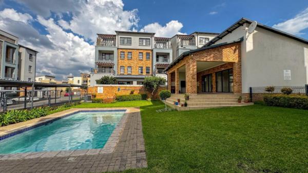 Apartment / Flat For Sale in Barbeque Downs, Midrand